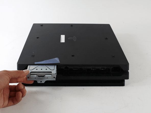 كيف يمكنك ترقية القرص الصلب في PS4 Pro دون فقد الألعاب؟