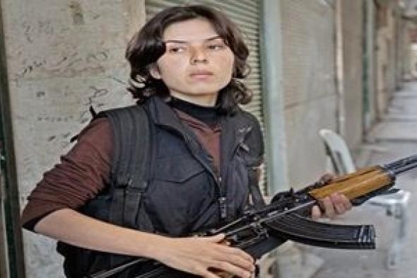 تراجع دور النساء المقاتلات في صفوف المعارضة بسبب هيمنة الإسلاميين المتشددين