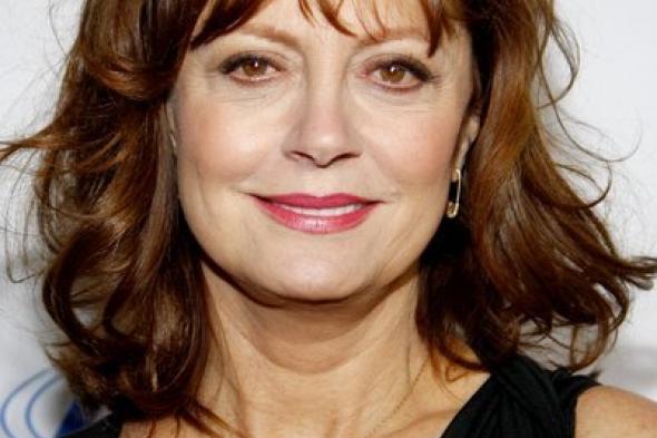 سوزان سارندون نادمة على عدم قبول عرض مجلة بلاى بوى