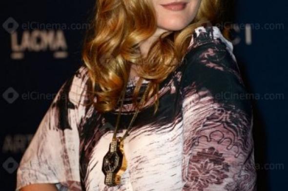 درو باريمور تكشف عن جنس مولودها القادم