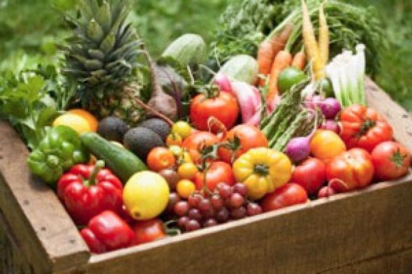 الخضراوات والفاكهة تساعدك على القضاء على الإمساك