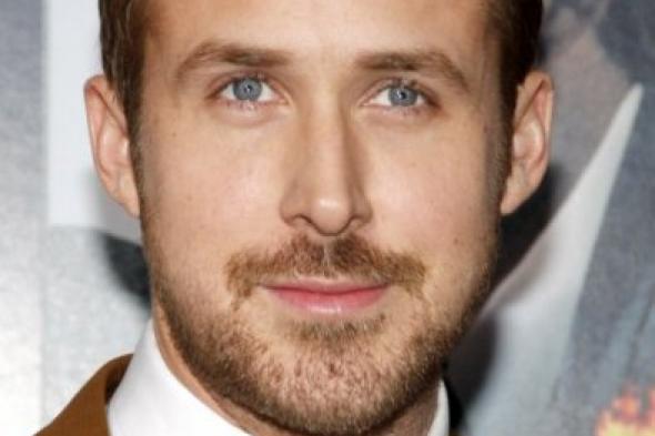 هل انفصل رايان جوسلينج عن صديقته إيفا ميندس؟