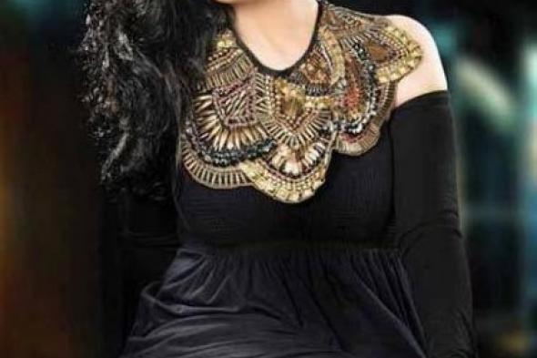 بالصورة : غادة عبد الرازق تغازل ابنتها روتانا وحفيدتها خديجة