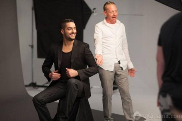 بالصورة: حسن الشافعي يروج لعطر جديد من HUGO BOSS