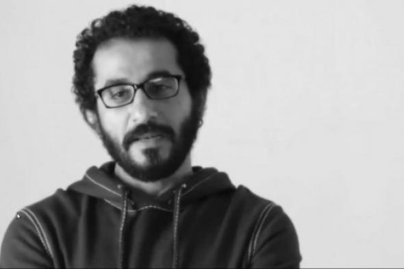 أحمد حلمى يواسى ضحايا حادث تفجيرات المنصورة بالدعاء