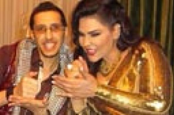 "شمس" الكويتية تتسبب في سجن وجلد أحد محبي الفنانة "أحلام"