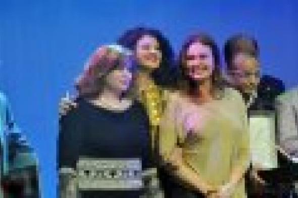 بالصور: يسرا وإلهام شاهين أبرز الحضور في حفل توزيع جوائز ساويرس الثقافية