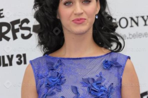 ألبوم كاتى بيرى الأخير تجاوزت مبيعاته 3 مليون نسخة