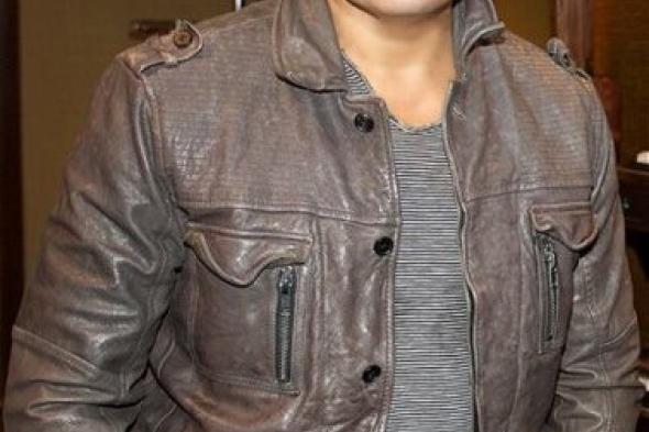 عمرو دياب يستعيد حسابه الشخصى تويتر بعد اختراقه من الهاكرز