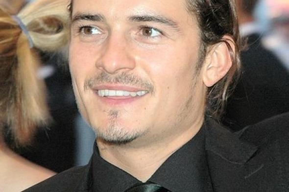 عرض مسرحية أورلاندو بلوم Romeo and Juliet فى 400 دور عرض خلال عيد الفلانتين