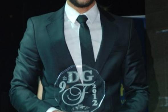 رامز أمير ينضم رسمياً إلى "الشهرة" مع عمرو دياب