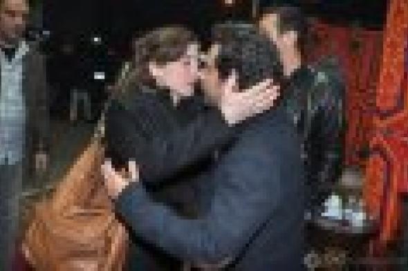 بالصور: الحزن يسيطر على النجوم في عزاء الراحلة زيزي البدراوي