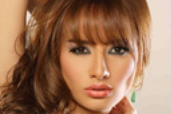 زينة ترفض مليون جنيه مقابل تفاصيل أزمتها مع أحمد عز