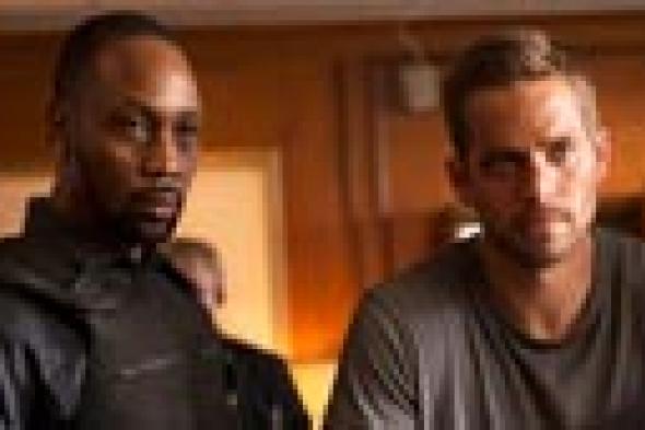 بول ووكر يستعين بـ "الباركور" في إعلان آخر أفلامه "Brick Mansions"