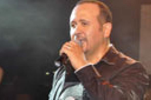 ألبوم هشام عباس الجديد مع "مزيكا"