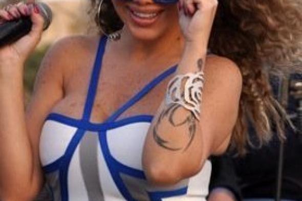 بالصور: نيكول سابا تسجل أغنيتها الجديدة "ما بقى تدقلي"