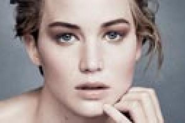 بالصور: جينفر لورانس متألقة في حملتها الإعلانية لـ " Dior"