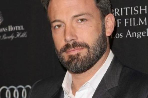 بن أفليك يُدلي بشهادته أمام الكونجرس حول الوضع في الكونغو