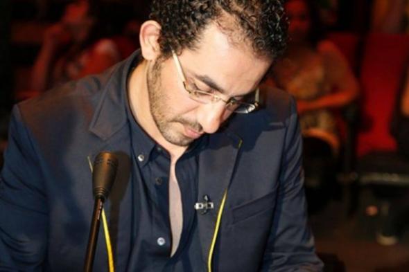 أحمد حلمي يطمئن الجمهور على صحة منى زكي