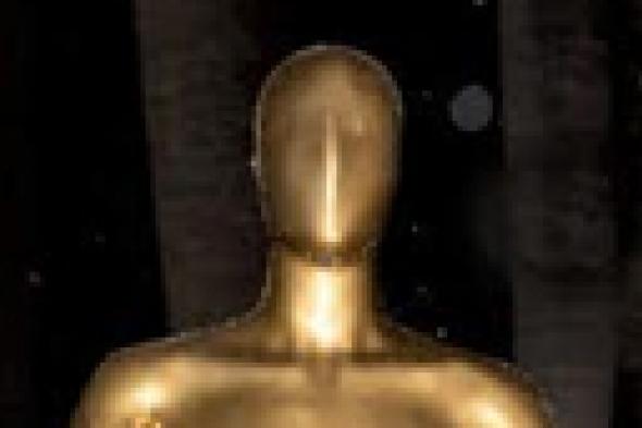 نحات ينعي رحيل فيليب سيمور هوفمان بتمثال أوسكار "مُدمن"