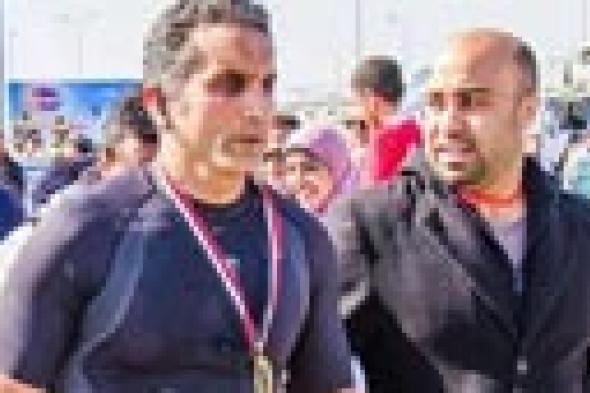 صورة وبالفيديو: باسم يوسف ينضم لقوافل Cairo Runners