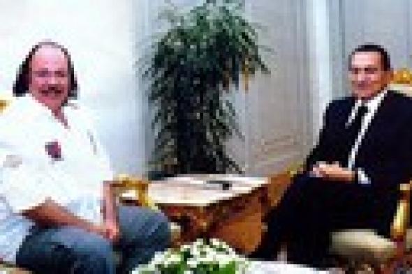 طلعت زكريا يتمنى تجسيد شخصية السيسي رغم اختلاف الملامح.. ويستبعد مبارك