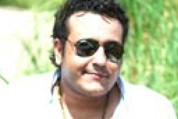 محمد رحيم يحزن عند رؤية صور مبارك في السجن
