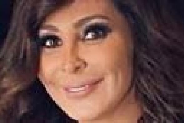 إليسا تلحق بأحلام وتصل لثلاثة ملايين  متابع على Twitter