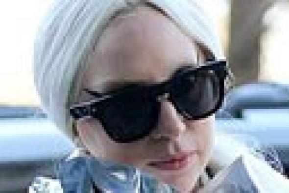 بالصور: ليدي جاجا رائدة فضاء في شوارع نيويورك!