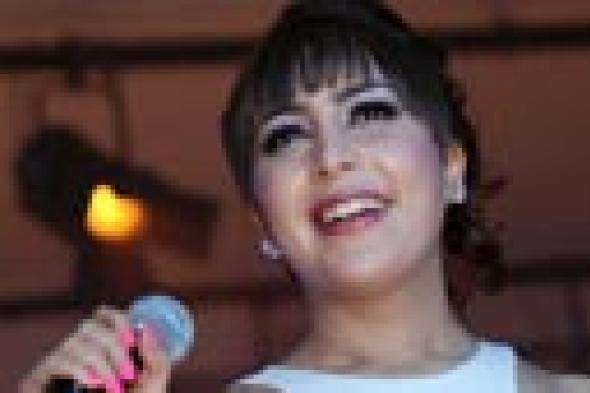 جنات لن تشارك في حفل الشاب خالد في مصر