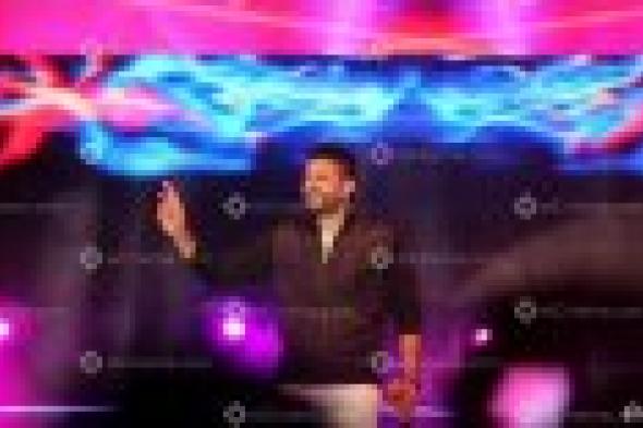 بالصور: حماقي يتألق في رأس سدر