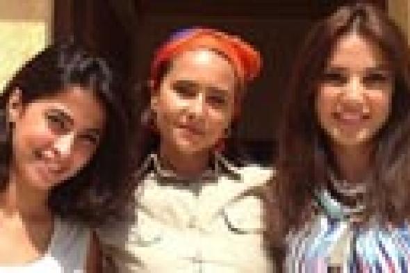 صورة: روبي ودرة ونيللي كريم في "سجن النسا"