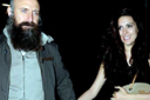 بالصور: هدية زوجة "السلطان سليمان" له في عيد ميلاده