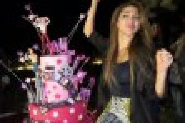 شاهد بالصور: كيف احتفلت ميريام فارس بعيد ميلادها؟