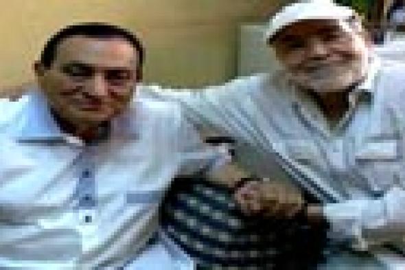 صورة - حسن يوسف عن لقاء مبارك: ضربات قلبي كانت بتدق بزيادة