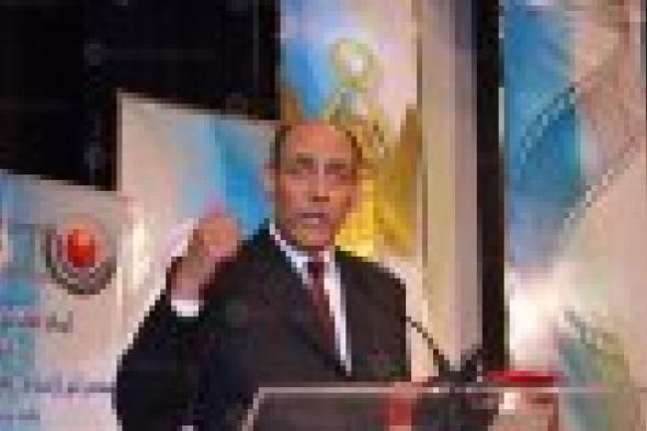 بالفيديو.. أحمد بدير: باسم يوسف دمه تقيل ولا يعمل لصالح البلد