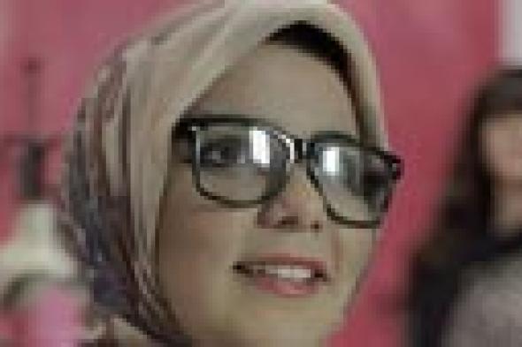 بورصة النجوم: عمرو دياب يحافظ على زيادة جمهوره الالكتروني.. وآية مصطفى تعود لقمة Facebook