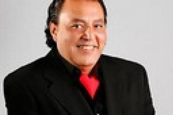 وفاة حسين الإمام عن 63 عاما