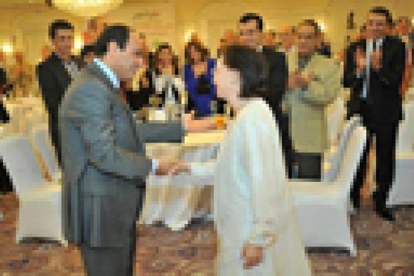 صورة: احتفاء خاص من السيسي بفاتن حمامة