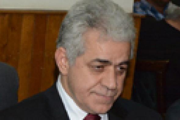 بالصور: محمد منير وهيفاء وهبي مع نجوم الفن والمجتمع في وداع حسين الإمام