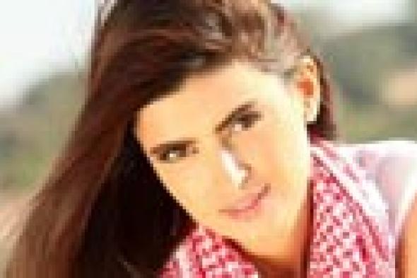 بالفيديو: شيخ يدعو المذيعة علا الفارس على الهواء بارتداء الحجاب