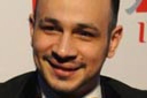 صورة: محمد عطية يعلن انتخابه لحمدين صباحي