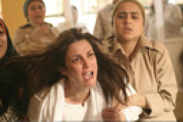 بالفيديو: درة تكشف سبب دخولها السجن في الإعلان الثاني لـ"سجن النسا"