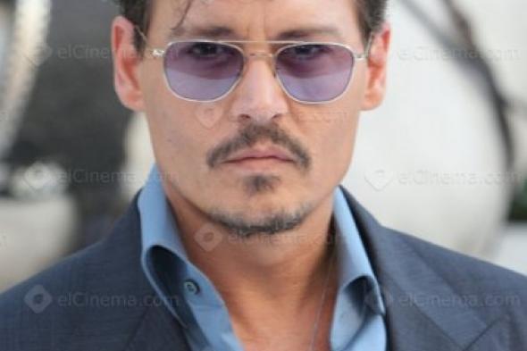 مفاوضات مع جوني ديب لتقديم السيرة الذاتية لـ"هاري هوديني" في فيلم سينمائي