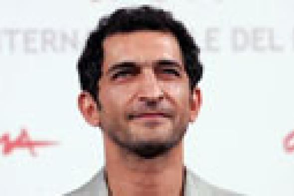 حملة على Twitter لطرد عمرو واكد من مصر