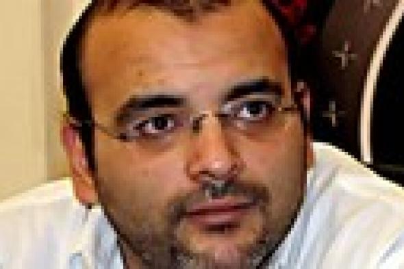 بالفيديو: أيمن بهجت قمر يشيد بـ"كمالة بشرة خير"