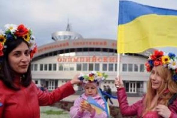 نساء دونيتسك يطالبن بإنهاء القتال في شرق أوكرانيا