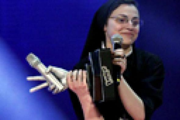 بالفيديو: الراهبة كريستينا سكوسيا تفوز بلقب النسخة الإيطالية من "The Voice"
