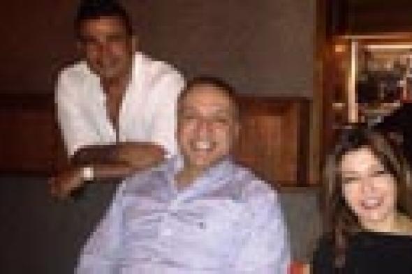 صورة: عمرو دياب يحتفل مع سميرة سعيد بانضمامها لـ"روتانا"