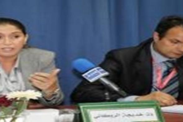 الروكاني: حكومة بنكيران تتلكّأ في تفعيل حقوق المرأة بالمغرب